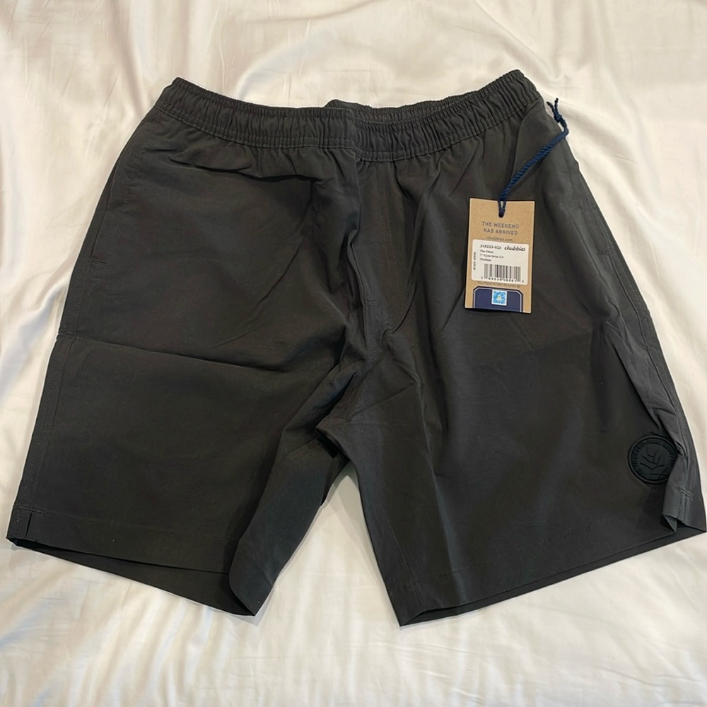 Brand NWT Chubbies Swim/Gym hybrid shorts. Mens Medium